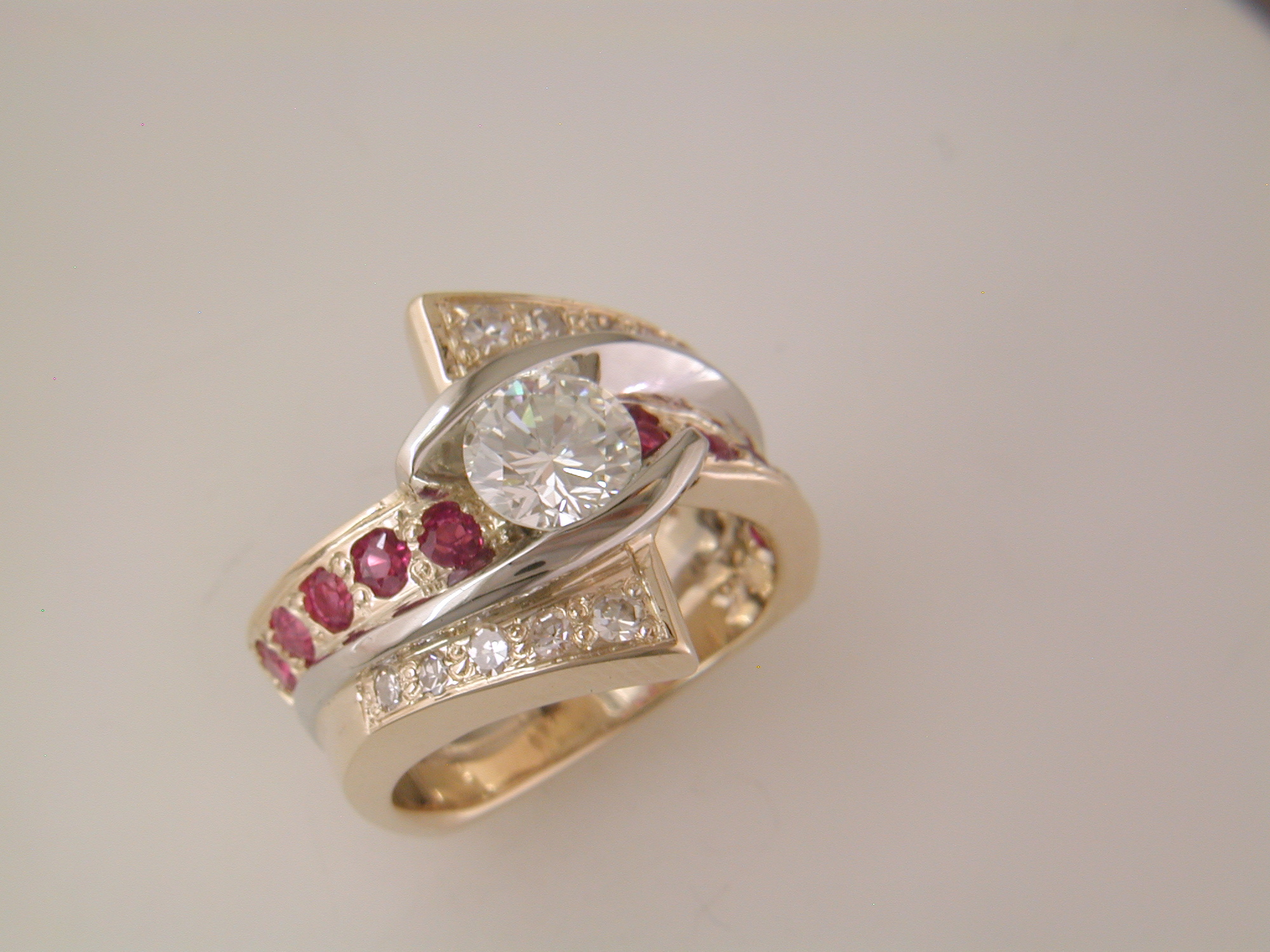 Custom Rings, Earrings, & Pendants in Rockford, IL